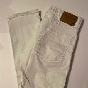 American Eagle White Jeans